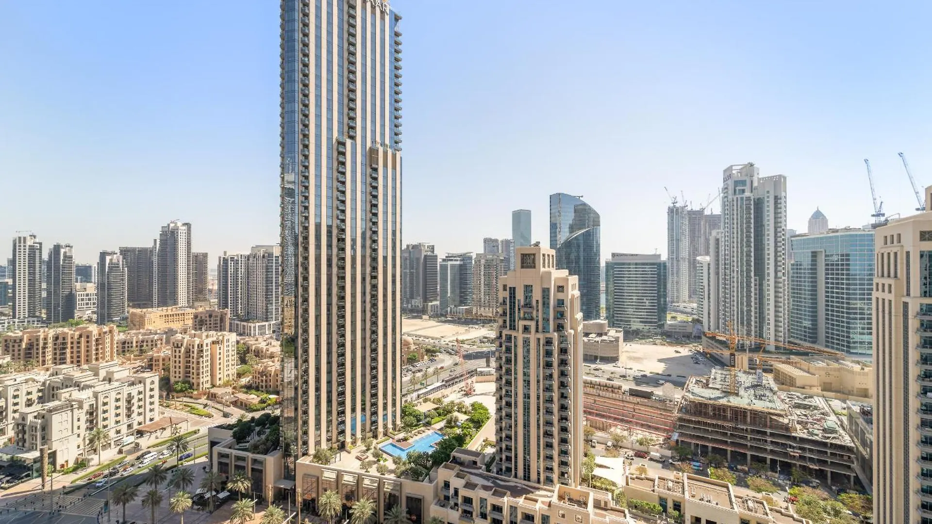Vayk - Modern 1 Bd In Downtown Dubai Apartment